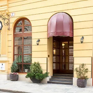 Bajazzo Szálloda